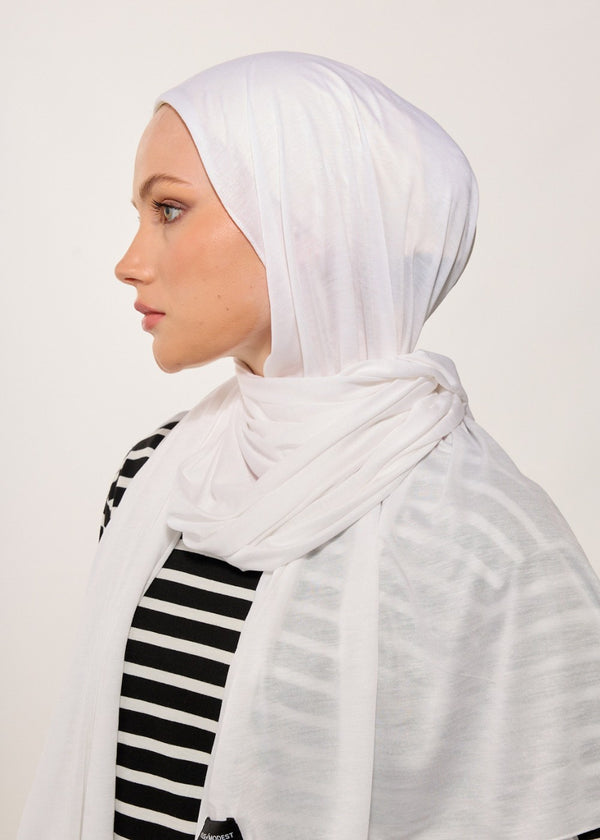 HOUSE OF MODEST WHITE COTTON BONNET SCARF